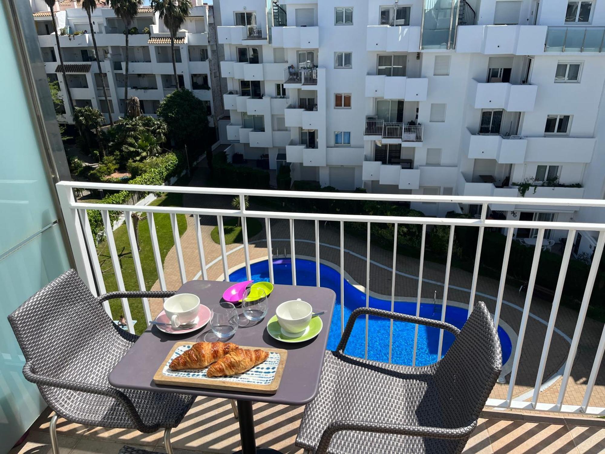 Appartement Avec Terrasse Sur Le Toit Vue Mer Росес Екстериор снимка